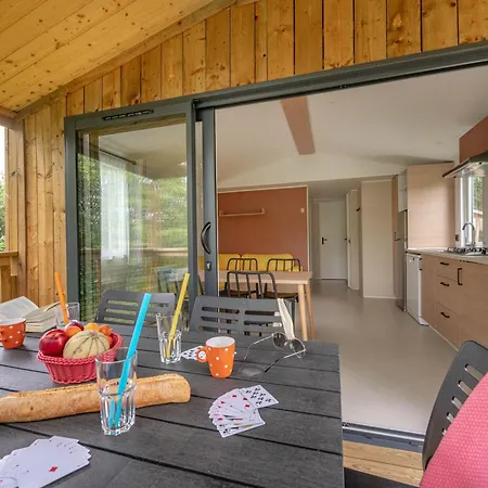 Camping Clicochic Au Clair Ruisseau Campingplatz *