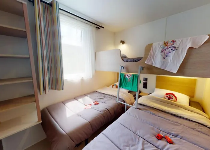 Clicochic Au Clair Ruisseau Kamp alanı *