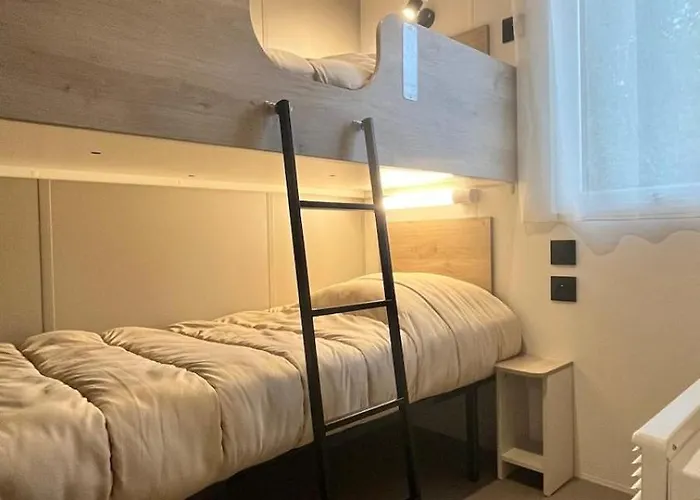 Clicochic Au Clair Ruisseau Kamp alanı *