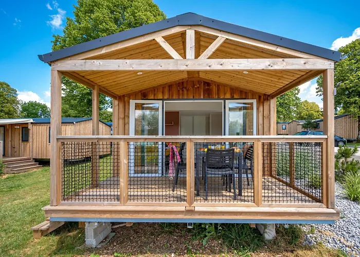 Clicochic Au Clair Ruisseau Kamp alanı *