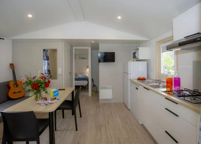 Clicochic Au Clair Ruisseau *