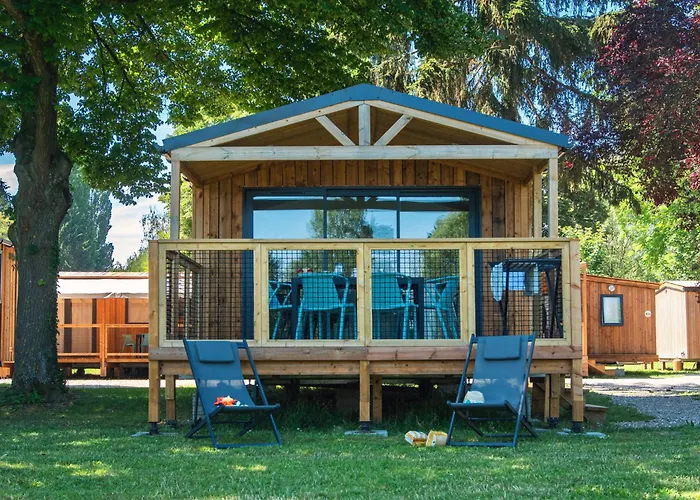 Clicochic Au Clair Ruisseau Kamp alanı *